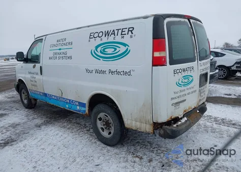 2009 Chevrolet Express 2500 Work Van z USA, uszkodzony, nr VIN 1GCGG25C291174619